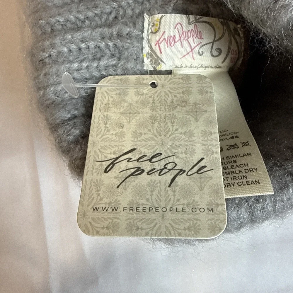 Free People Hat Womens One Size‎ Gray Blue Prep Stripe Knit Beanie Winter
